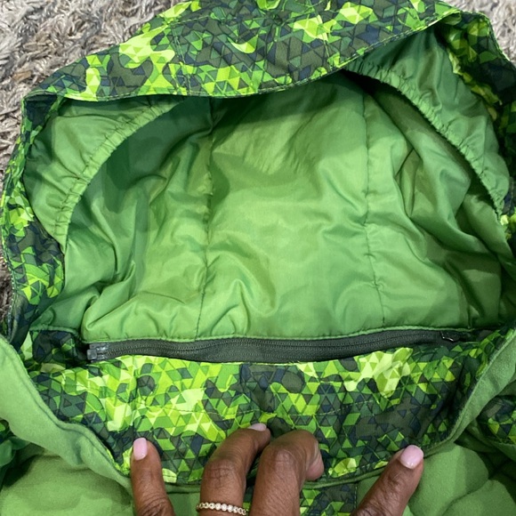 L.L. Bean Green gray printed kids zip Jacket w/ detachable hood sz large 6X/7 - Picture 9 of 12